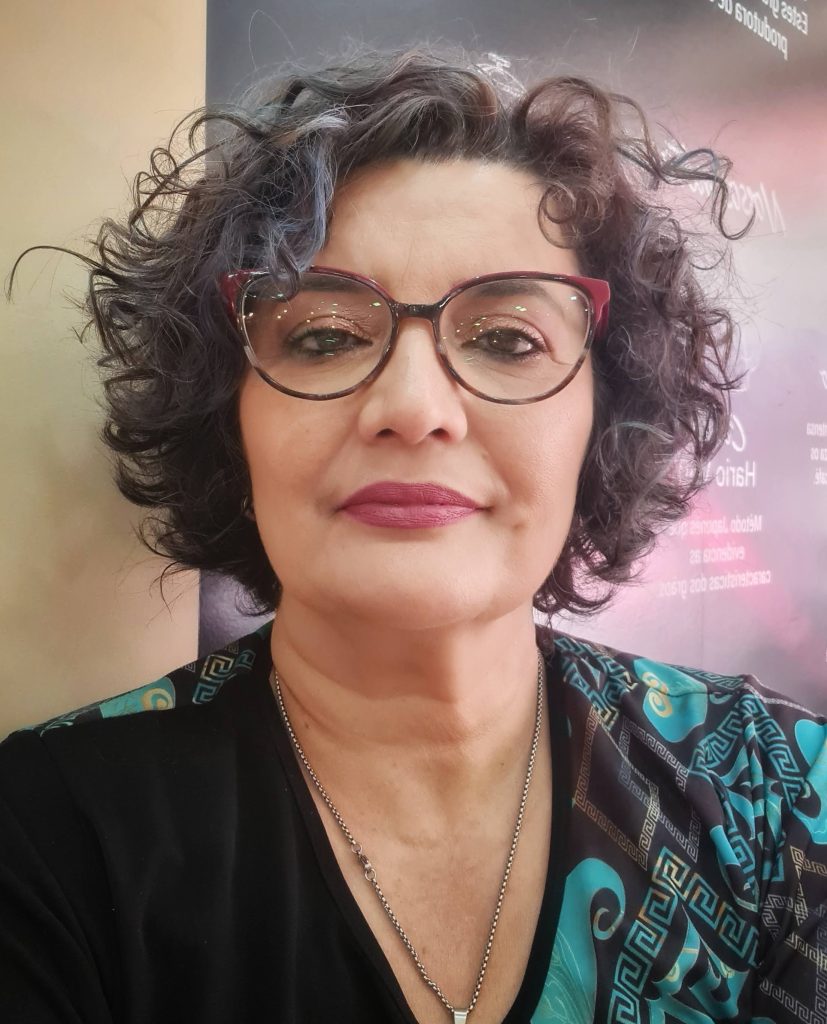 Eliana Matthos - Benzedeira e Terapeuta Holística